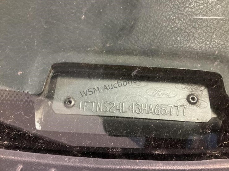 2003-ford-cargo-image-16