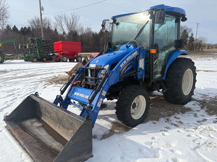2013-new-holland-boomer-3050-image-1