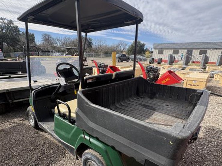 #66-•-yamaha-electric-2-seat-golf-cart-w/-dump-bed-image-5