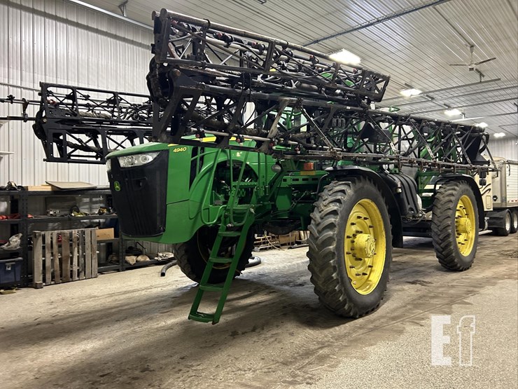 2013-john-deere-4940-image-33