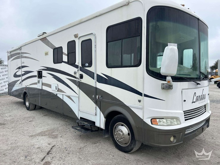 2006-ford-f53-landau-3645ds-36ft.-class-a-motorhome-image-2