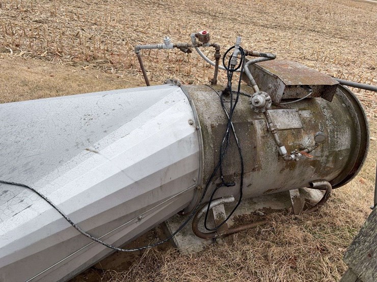 5000-bu-grain-bin-with-in-floor-dryer-and-unload-auger.-image-4