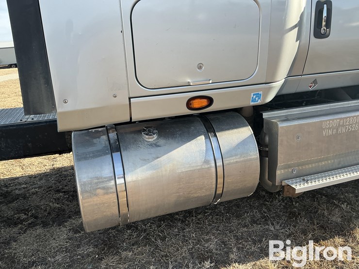 2017-international-prostar-image-10