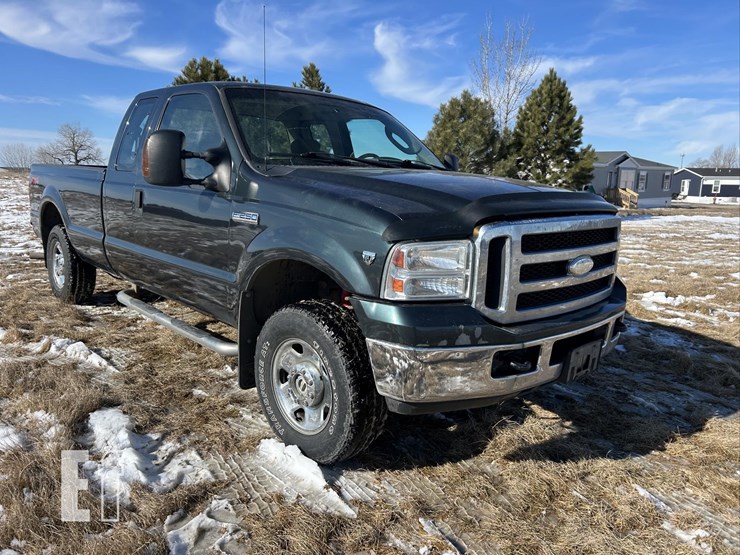 2006-ford-f250-lariat-image-3