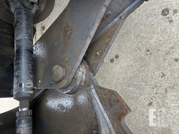 2019-case-721g-image-64