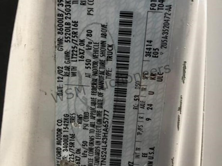 2003-ford-cargo-image-17