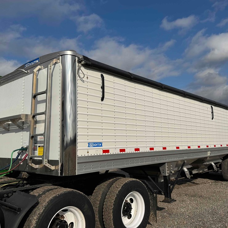 2023 STOUGHTON Hopper