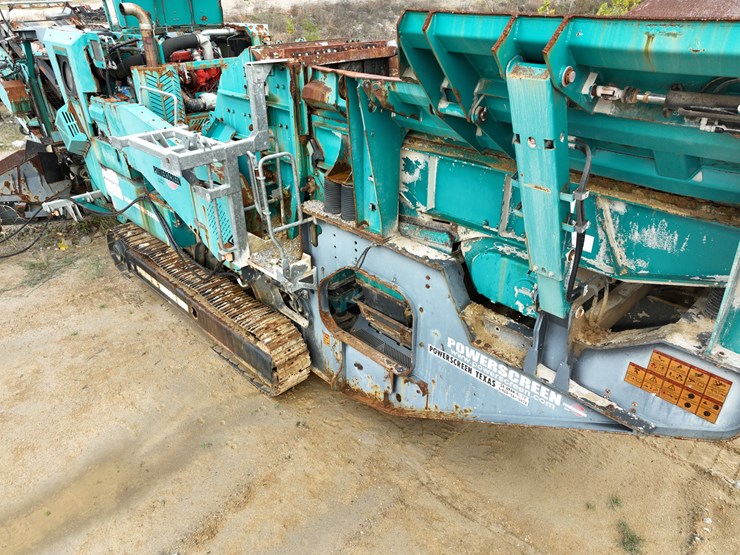 2016-powerscreen-trakpactor-320sr-image-39