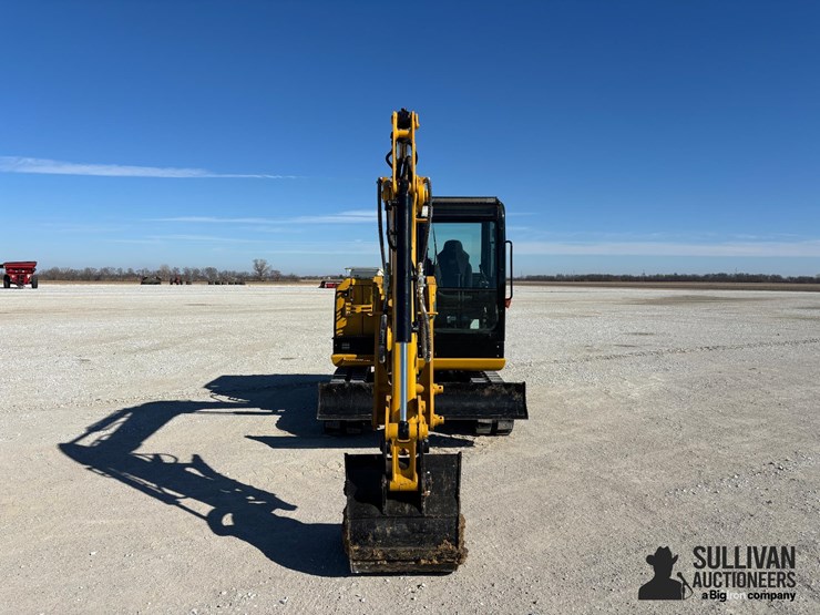 2018-caterpillar-305.5e2-image-2
