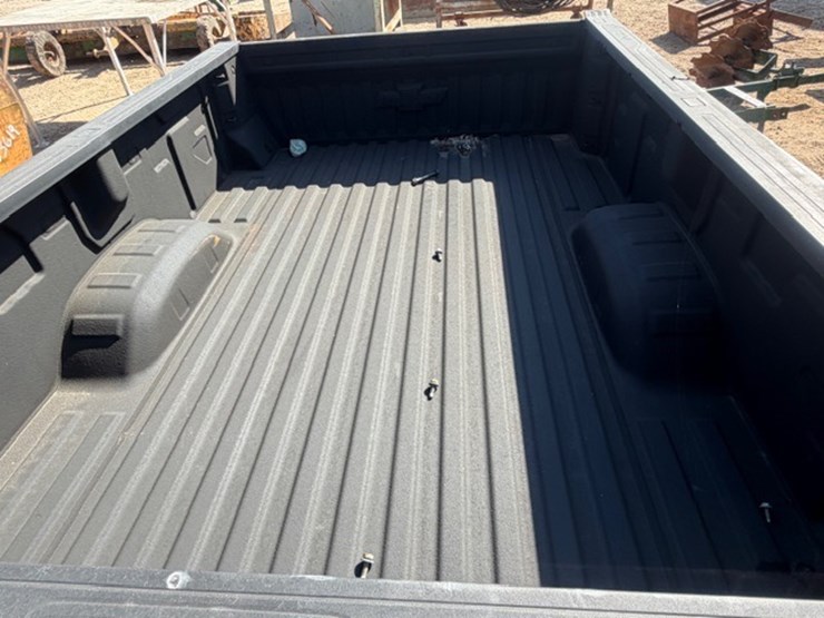 2024-chevrolet-3500-image-6