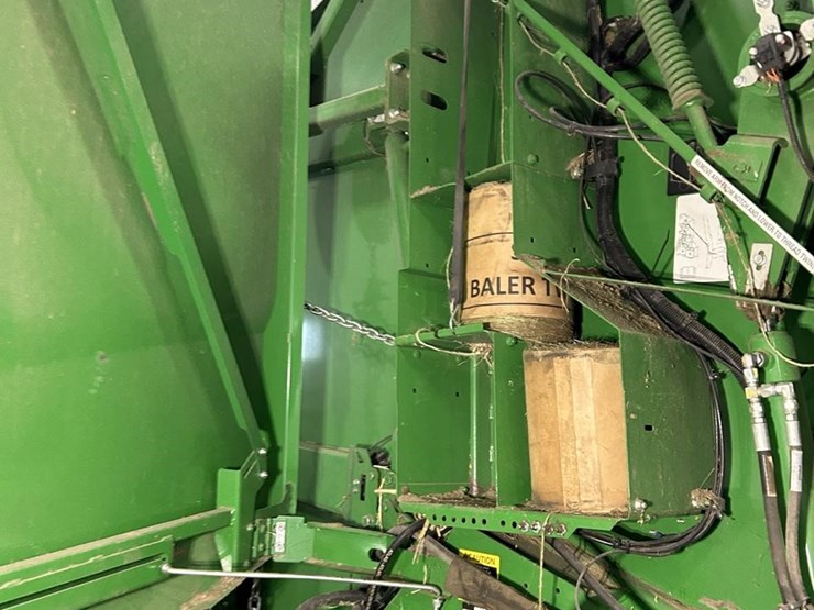 2018-john-deere-560r-image-17