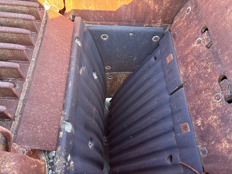 2004-sandvik-qj240-image-23