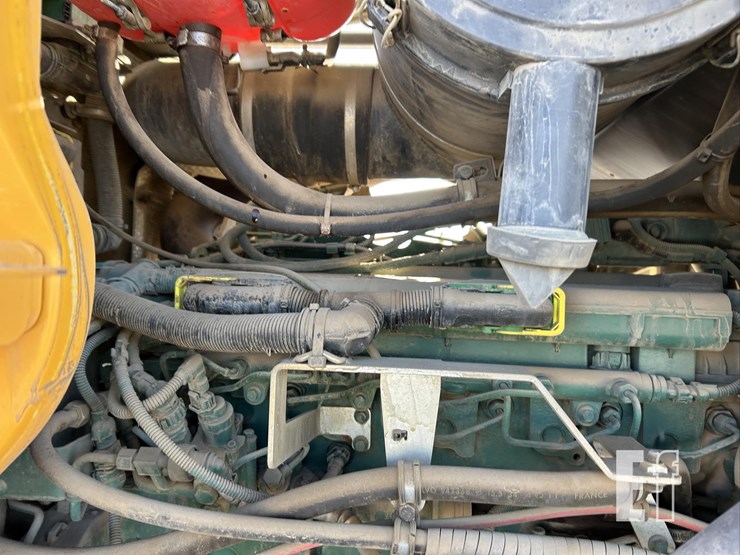 2012-volvo-l70g-image-31