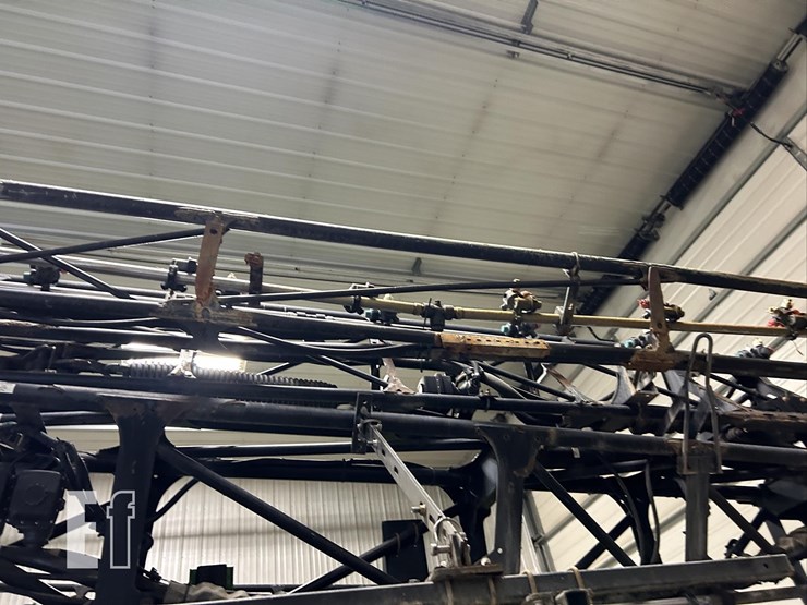 2013-john-deere-4940-image-13