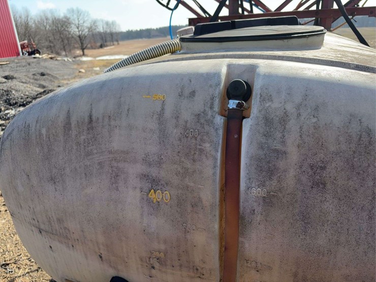 hardy-500-gallon-sprayer,-foam-markers,-40-ft-booms-image-3