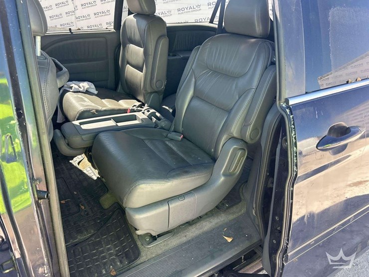 2006-honda-odyssey-image-16