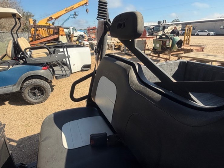 2014-polaris-ranger-crew-image-18