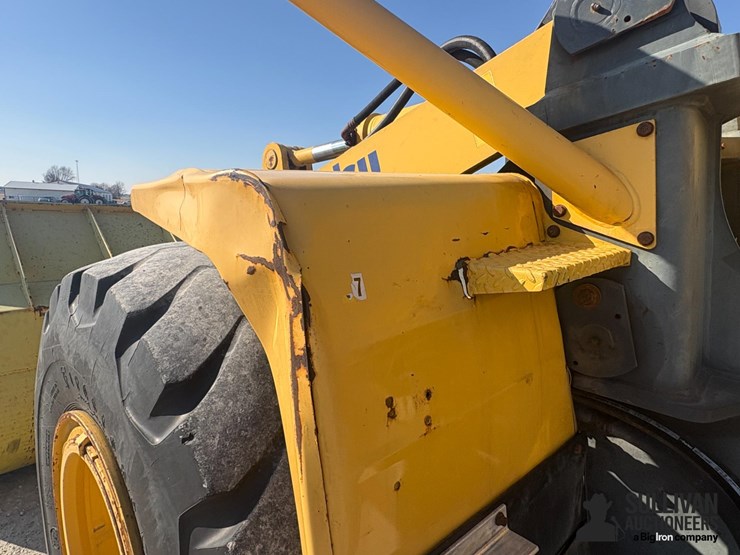 2005-komatsu-wa400-5l-image-14