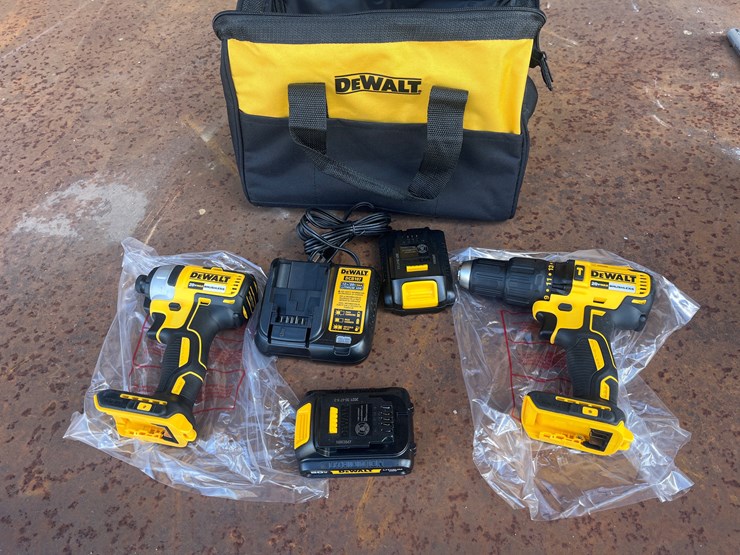 #8-•-dewalt-combo-set-drill-and-impact-image-1