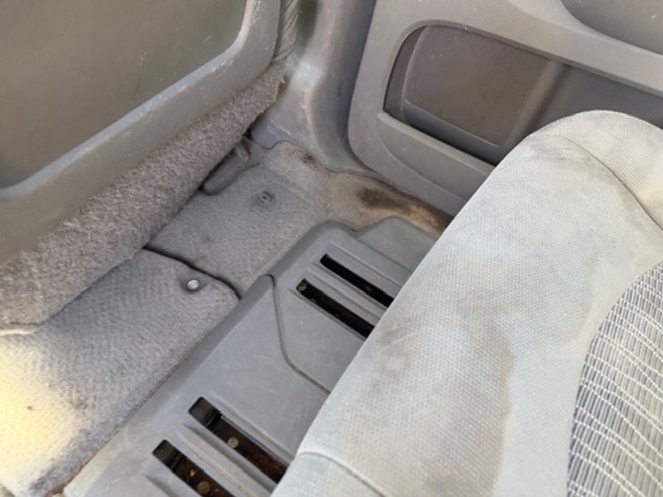 2016-chevrolet-traverse-image-29