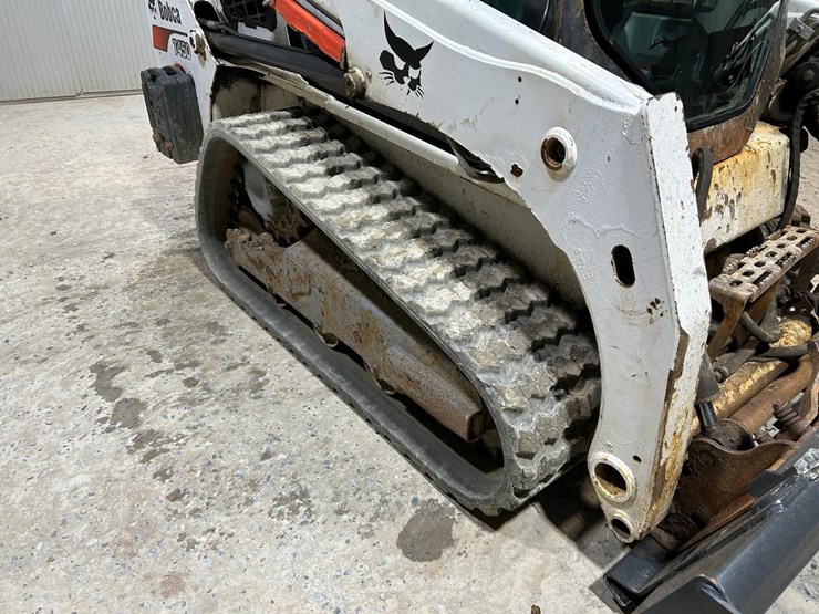 2018-bobcat-t450-image-11