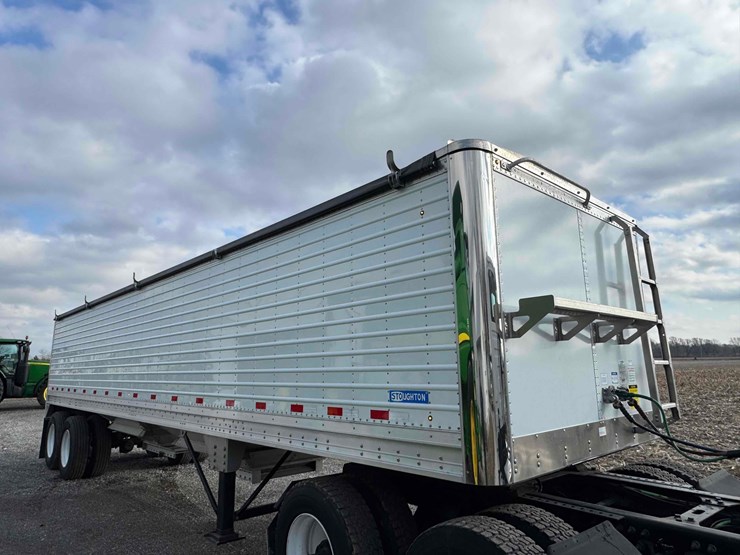 2023-stoughton-hopper-image-16