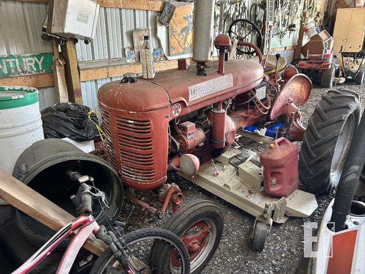 farmall-super-a-w/woods-mower-589-image-1