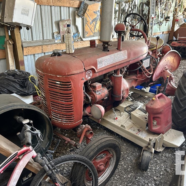 FARMALL SUPER A W/WOODS MOWER 589