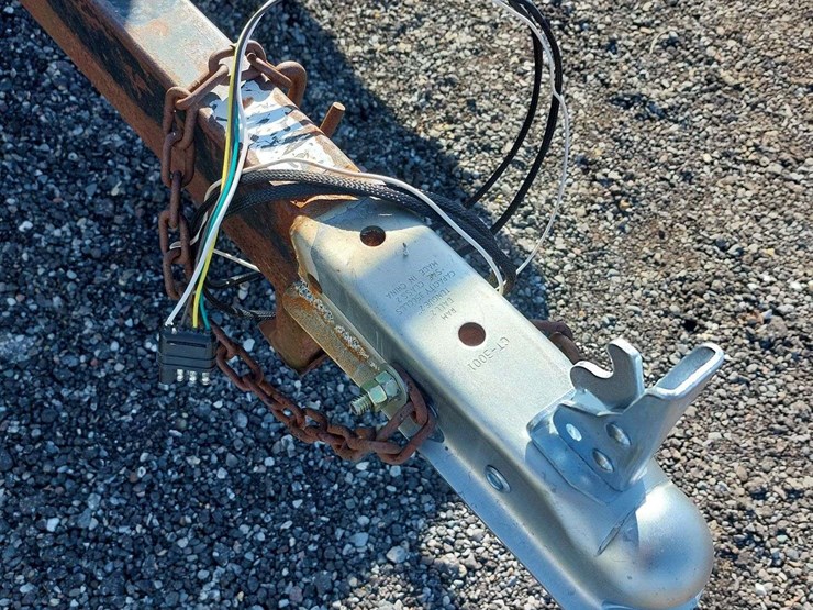 utility-trailer-w/-tilt-image-5