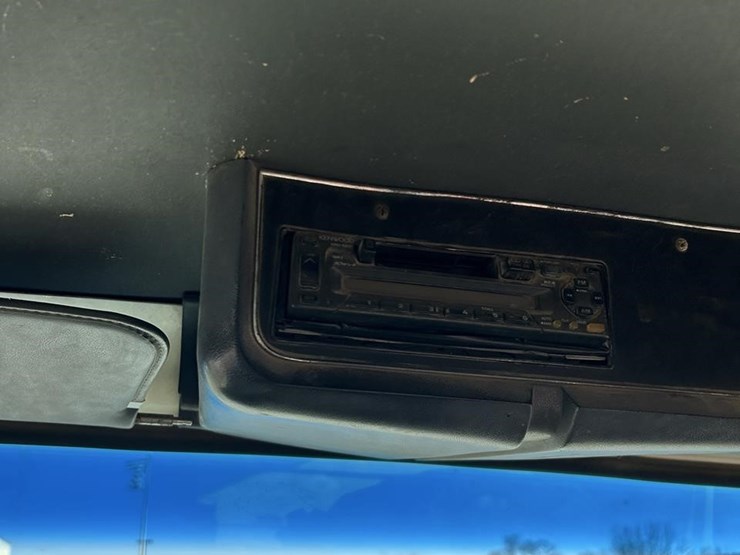 1994-ford-l9000-image-22