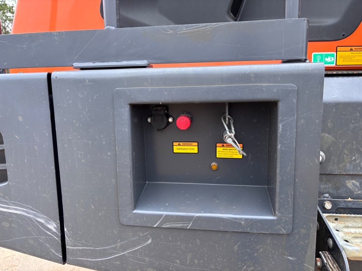 2022-doosan-da30-image-24