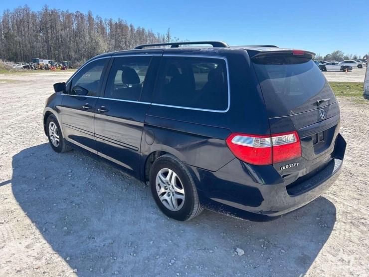 2006-honda-odyssey-image-4