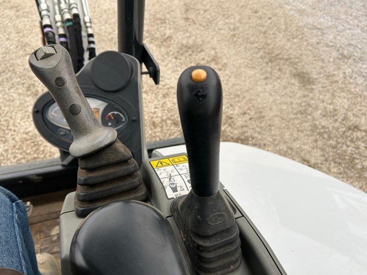 2023-bobcat-e35-image-23