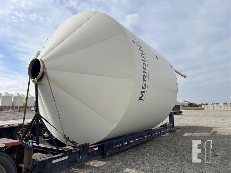 meridian-3000-bushel-hopper-bin-(12)-409-image-2