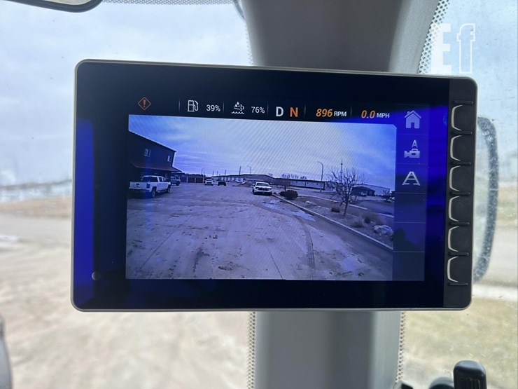 2019-case-721g-image-65