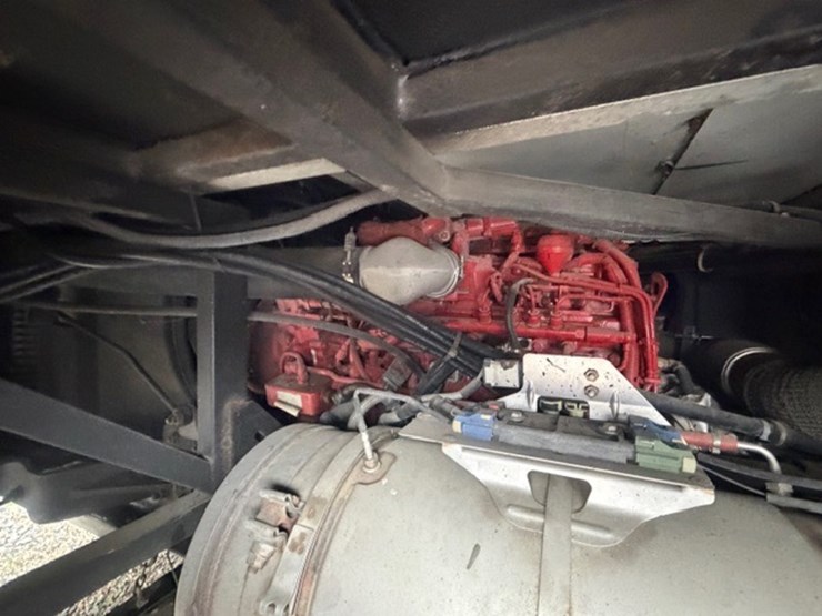 #1339-•-2011-fleetwood-36j-discovery-rv-/-motorhome-image-72