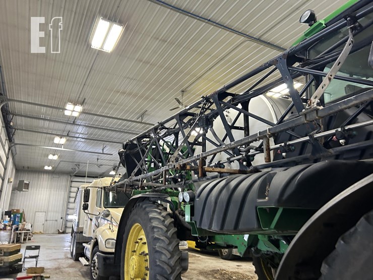 2013-john-deere-4940-image-11