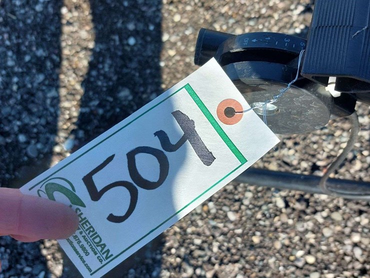 towable-broadcast-spreader-image-8