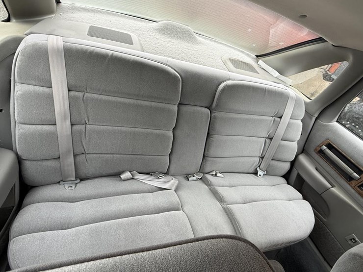 #49-•-1993-chevrolet-caprice-classic-image-16