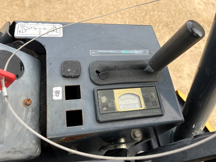 2017-deere-17g-image-16