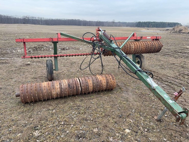 brillion-cultipacker,-16-ft,-right-gang-and-extra-parts-come-with-it.-image-5