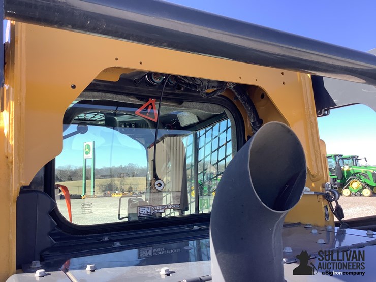 2020-deere-331g-image-20