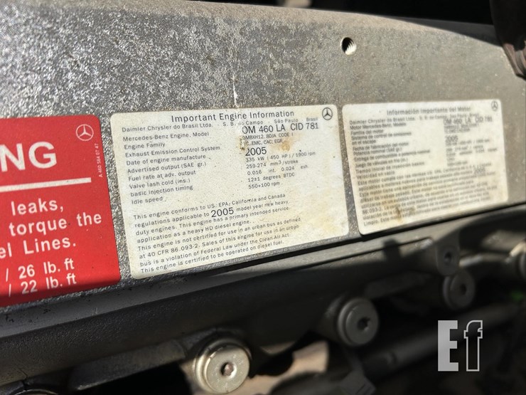 2006-freightliner-columbia-120-image-29