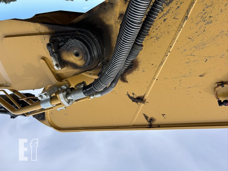 2023-caterpillar-336-image-77