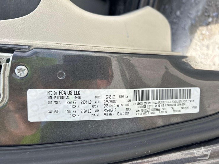 2016-dodge-grand-caravan-image-5