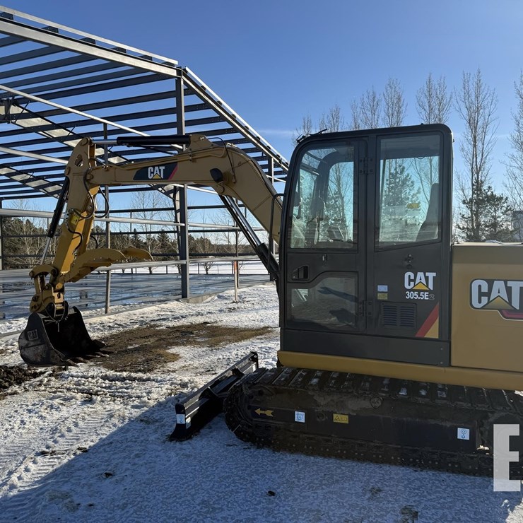 2017 CATERPILLAR 305.5E2