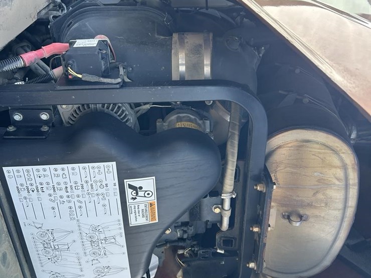 2019-case-721g-image-17