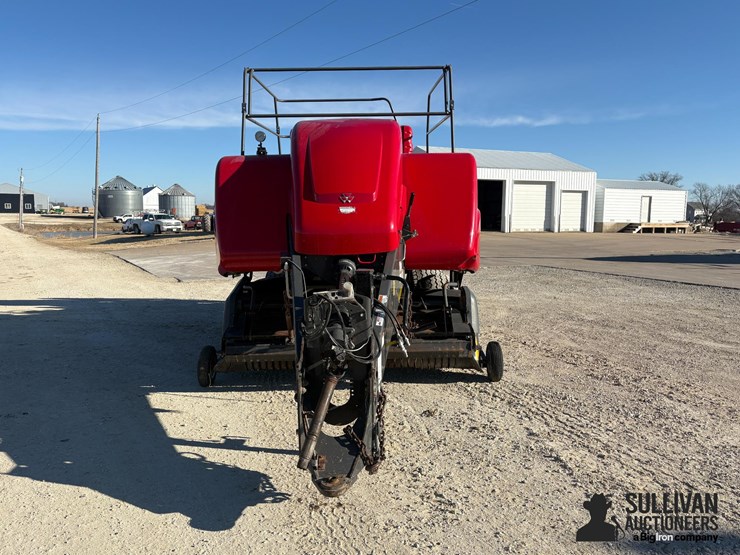 2013-massey-ferguson-2150-image-2