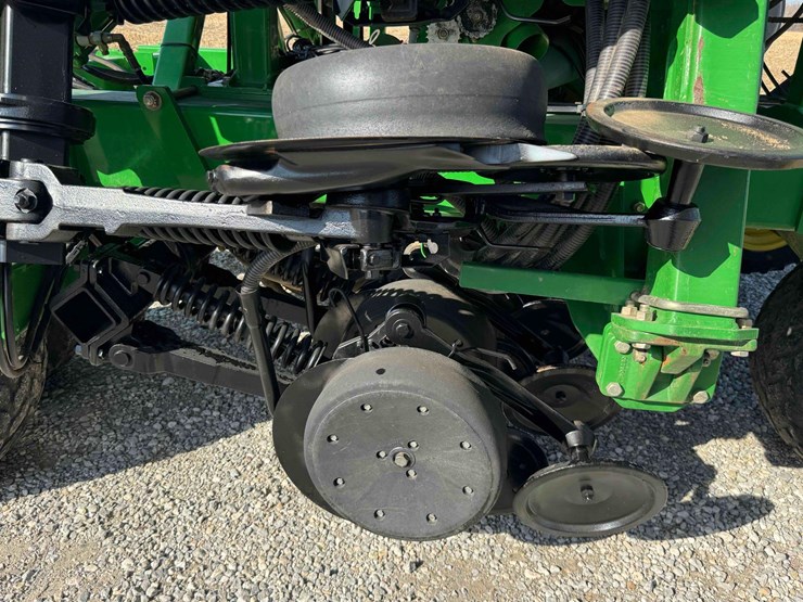 john-deere-1690-image-5