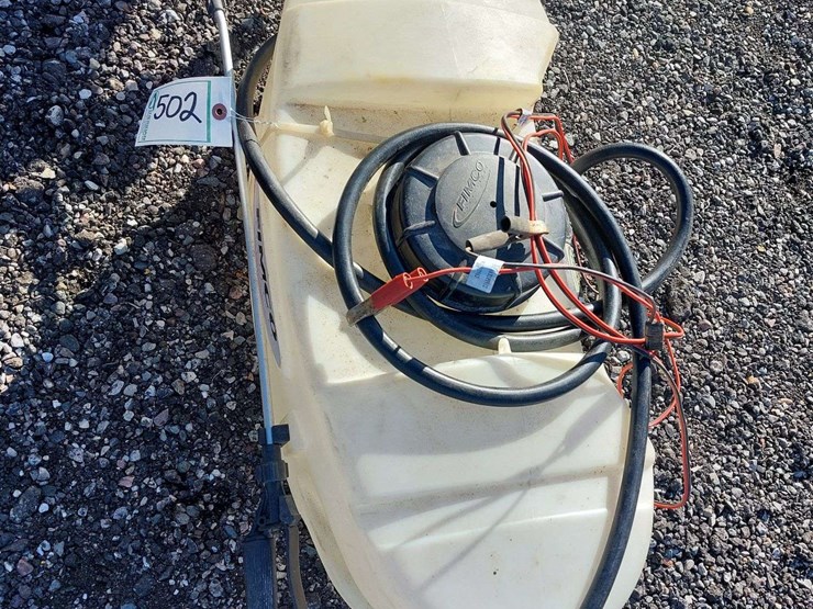 fimco-10-gallon-12-volt-sprayer-w/-wand-image-3